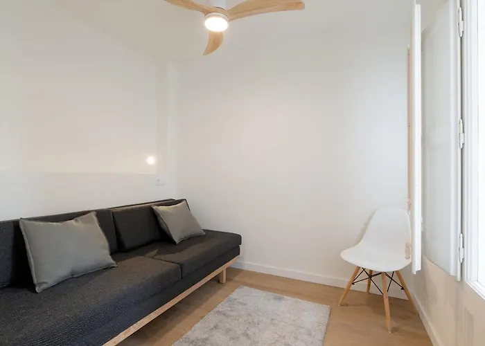 Rosari Ii - Vivienda Privada Con Parking Hébergement de vacances